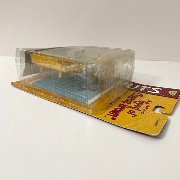 Peanuts Good ol Charlie Brown Schroeder Grand Piano Beethoven Bust Music Flaws - Picture 10 of 15